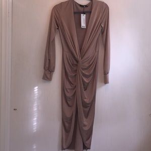 Beautiful evening dress with a slit in the middle